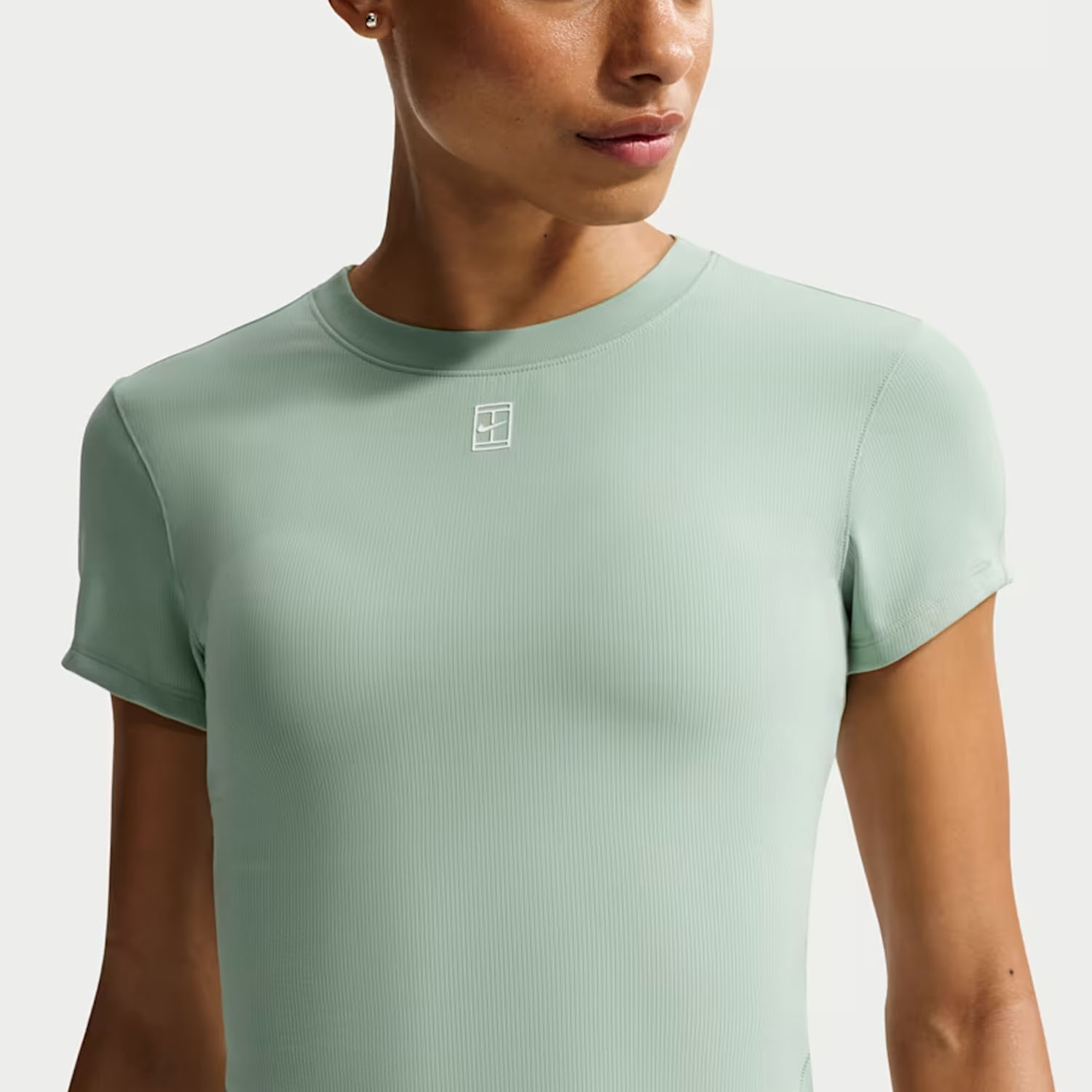 NIKE Court Dri-FIT Advantage Pro Футболка женская NIKE Court Dri-FIT Advantage Pro Футболка женская