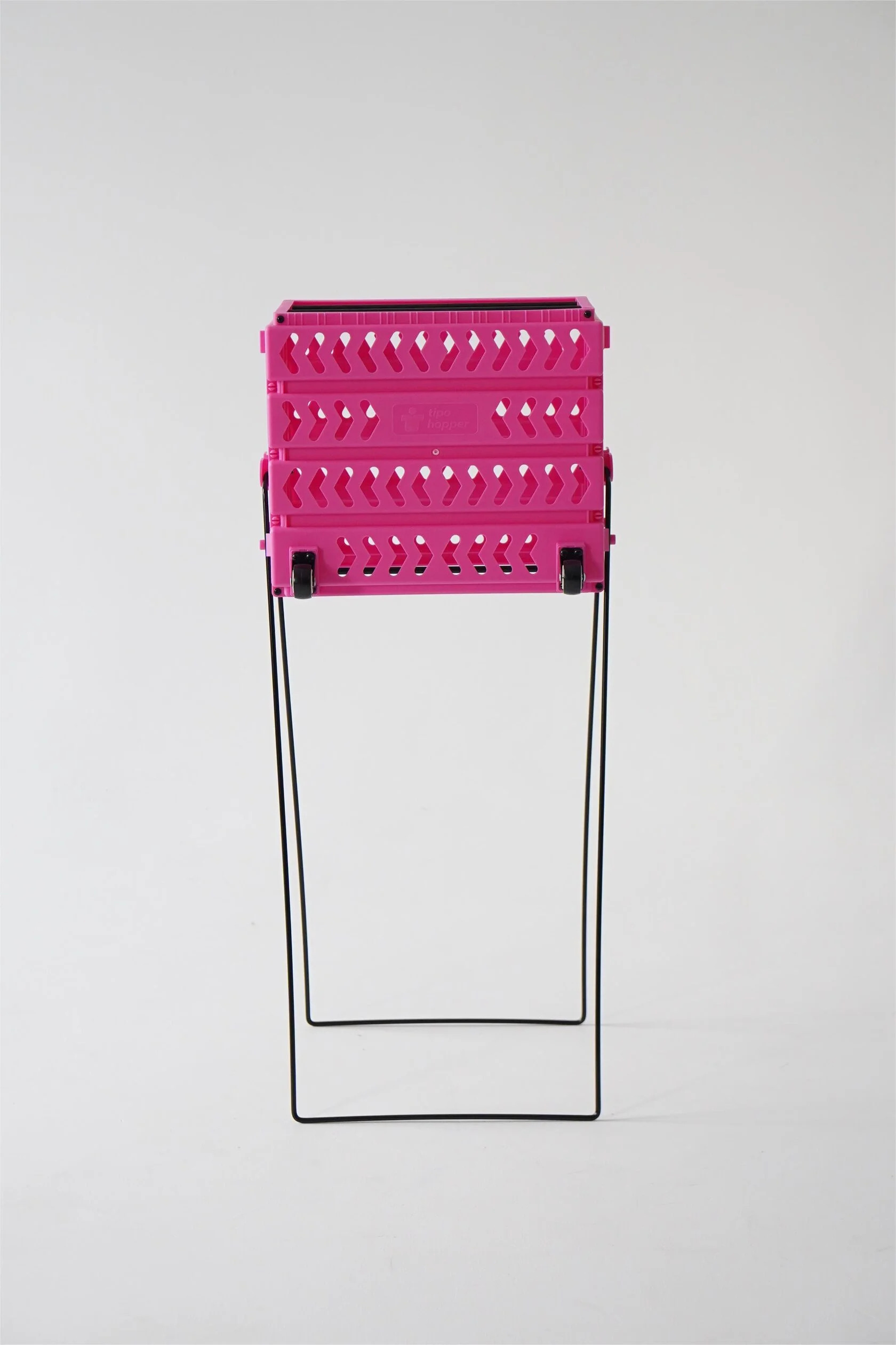 Корзина для теннисных мячей tipo Tennis Hopper - Neon Pink (75) Корзина для теннисных мячей tipo Tennis Hopper - Neon Pink (75)